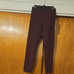 NWT Lululemon Burgundy High-Waisted Leggings. 25"